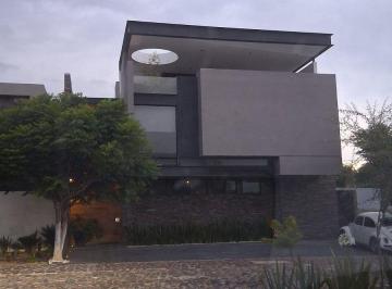 Casa de 4 habitaciones, Querétaro · Hermosa y Moderna Casa en Renta en La Vista Residencial
