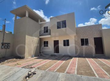 Departamento · 90m² · 3 Recámaras · 2 Estacionamientos · Departamentos en Venta, Cerca de La Curva Texas