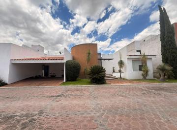 Casa de 3 habitaciones, San Pedro Cholula · Casa en Venta de un Piso en La Carcaña Cholula