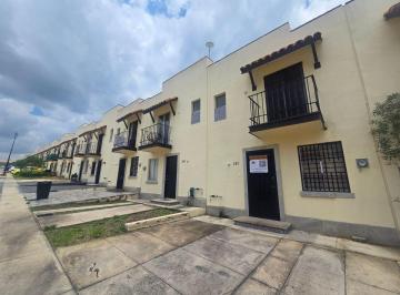 Casa en condominio de 3 habitaciones, Tlajomulco de Zúñiga · Casa Amueblada en Renta en Alta California | 3 Recámaras | Alberca | $10,000