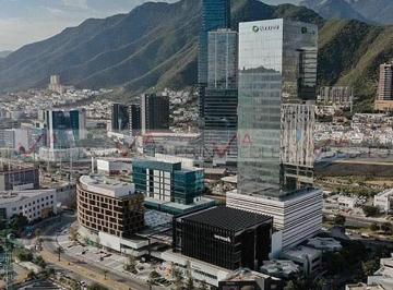 Oficina · 230m² · 10 Estacionamientos · Oficina en Renta en Valle Oriente