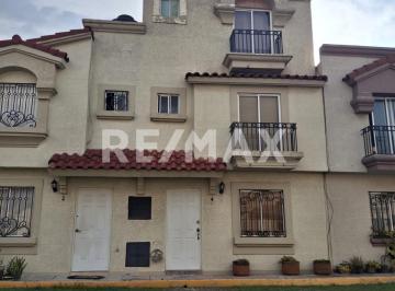 Casa en condominio · 75m² · 4 Recámaras · 2 Estacionamientos · Se Renta Casa en Urbi Quinta Montecarlo - (4)
