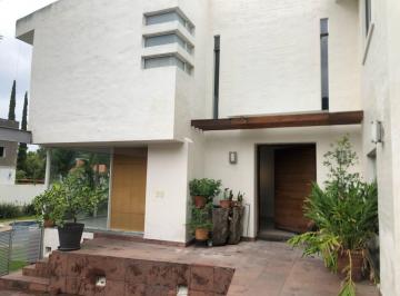 Casa · 300m² · 4 Recámaras · 4 Estacionamientos · Casa en Renta en Lomas de Santa Anita - (4)