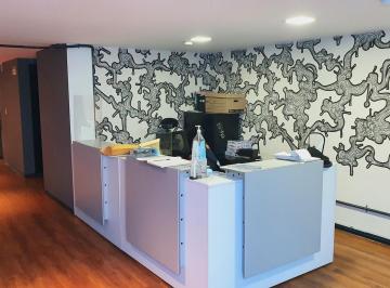 Edificio · 612m² · 5 Estacionamientos · Edificio Comercial en del Valle