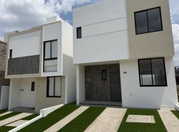9ae0e26a8aad6411080640f54e12d717656bb6e5e668603bc9113652fcb9c451 · Casa en Venta Senderos de Monteverde