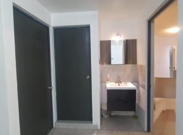 Oficina · 152m² · 2 Estacionamientos · Propiedad 3 Niveles Roof Garden y con Dos Cajones Cerca de Vias Principales