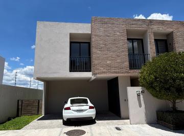 Casa de 3 habitaciones, El Marqués · Casa Premium en Renta en Zibatá | 3 Recámaras con Baño