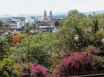 Inmueble productivo urbano , Cuernavaca · Oportunidad Para Inversionistas y Constructores, Propiedad con Gran Potencial en Colonia Miraval.