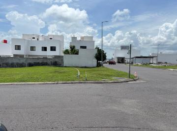 Terreno / Lote , Alvarado · Lomas de La Rioja Terreno Venta de 160 m² en Esquina, Circuito Puerta de Alcalá Riviera Veracruzana