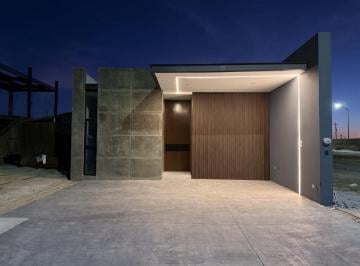 Casa · 158m² · 2 Recámaras · 2 Estacionamientos · Casa - Piletas