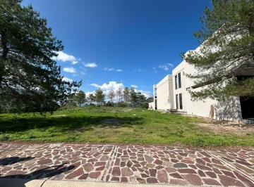VISTA FRONTAL · Terreno Residencial en Club de Golf
