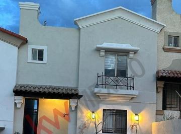 N/A · Casa en Renta en Fraccionamiento Privado, 2 Niveles, 3 Habitaciones, Lista Para Habitarse