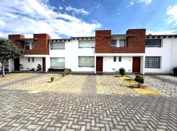Casa en condominio · 138m² · 3 Recámaras · 2 Estacionamientos · Casa en Renta en Fraccionamiento Residencial Bosque de Las Fuentes en Calimaya. Estado de México.
