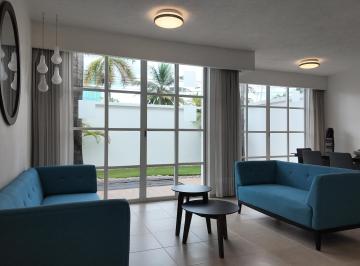 Casa en condominio de 3 habitaciones, Benito Juárez · Casa en Venta en Av Bonampak, Cancún | 3 Recámaras, Terraza Jardín y Conectivid
