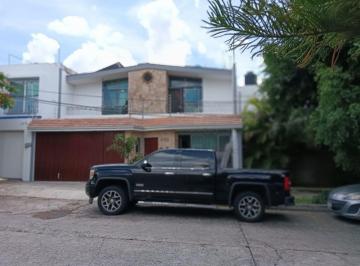 3f8899e85b4670ef6d7d48a2e12a644926cf26d721cc07c21db4294724951e4e · Providencia, Guadalajara, Casa en Renta.