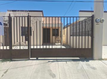 Casa · 89m² · 2 Recámaras · 2 Estacionamientos · Casa en José Mariano Jiménez Centro