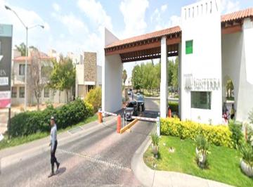 Casa de 2 habitaciones, Querétaro · Casa de 99 m² de Superficie de Terreno con 2 Recámaras en Venta en Sonterra