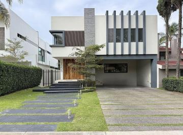 4f113e295eae36ac9b1b494e0121d194d1545fc216ad838e447683706342df7a · Casa en Venta en Valle Real