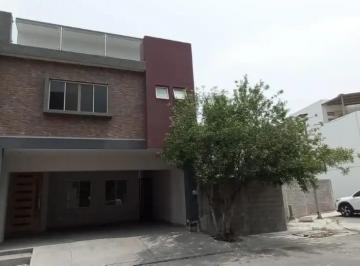 1 · Casa en Renta en Residencial La Huasteca, Santa Catarina.