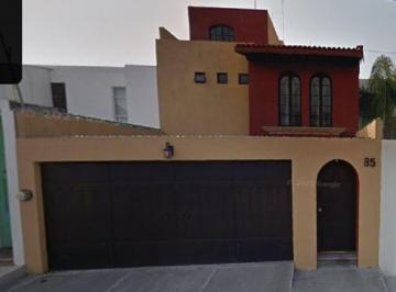 Casa de 4 habitaciones, Morelia · Venta de Casa en Abedul Balcones de Santa Maria Morelia Michoacan