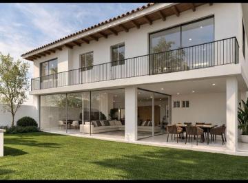 Casa · 280m² · 3 Recámaras · 2 Estacionamientos · Casa en Venta en Villas de Irapuato, Irapuato Guanajuato