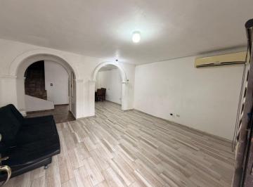 Casa de 3 habitaciones, Apodaca · Renta Casa Amueblada en Fresnos del Lago