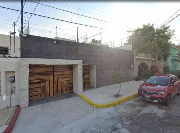 Casa de 5 habitaciones, Acapulco de Juárez · Casa de 350 m² con 5 Recámaras en Venta en Alta Costa Azul