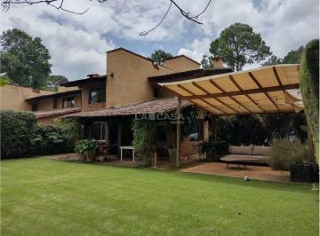 Casa en condominio de 5 habitaciones, Valle de Bravo · Casa Vallesana/ en Condominio /avandaro Valle de Bravo