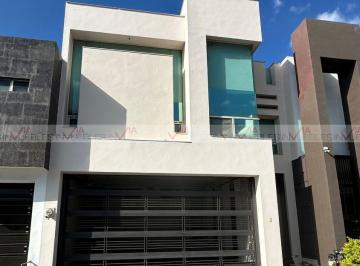 Casa · 286m² · 3 Recámaras · 2 Estacionamientos · Casa en Renta en Monterrey