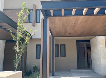 Casa · 272m² · 3 Recámaras · 2 Estacionamientos · Casa en Venta en Villa Carriedo Modelo Santillana Plus, Para Inversionistas