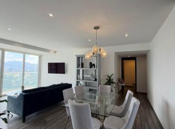 Departamento de 2 habitaciones, Huixquilucan · Departamento Amueblado con Vista a Campo de Golf en Renta en Bosque Real