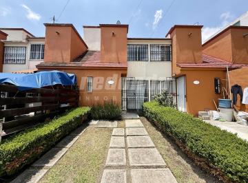 Casa · 65m² · 3 Recámaras · 1 Estacionamiento · Casa en Paseos de Izcalli