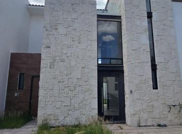 Casa en condominio de 3 habitaciones, San Andrés Cholula · Casa en Renta Lomas de Angelopolis