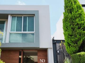 Casa de 5 habitaciones, Zapopan · Residencia en Venta Los Sueños Residencial