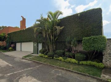 Casa de 6 habitaciones, Cuernavaca · Casa de 1188 m² con 6 Recámaras en Venta en Rancho Cortes