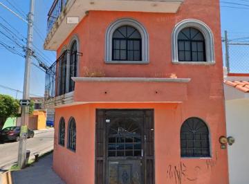 Casa de 4 habitaciones, Celaya · Casa de 104 m² con 4 Recámaras en Venta en Villas de La Hacienda