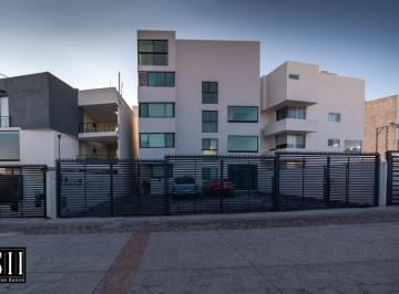 Departamento de 2 habitaciones, Querétaro · Renta Departamento Amueblado en Milenio, 2recamaras 2 Baños, 2 Autos, Ideal Ejecutivos, Primer Nivel