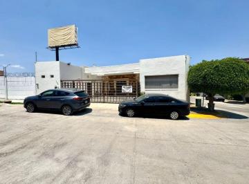 Casa de 3 habitaciones, León · Casa de Una Planta en Venta, Cañada del Refugio Sur