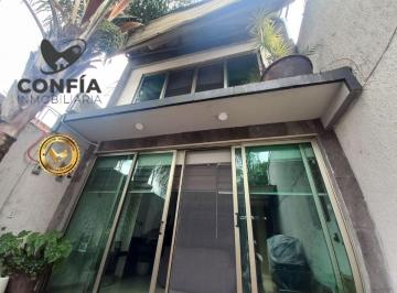 Casa de 5 habitaciones, Uruapan · Casa de 100 m² con 5 Recámaras en Venta en El Colorin