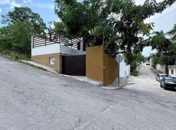 Casa de 2 habitaciones, Campeche · En Venta Bonita Casa de Dos Recamaras en La Col. Onia Lazaro Cardenas