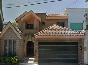 Casa de 4 habitaciones, San Pedro Garza García · Casa en Venta en San Pedro Garza García, Nuevo León.