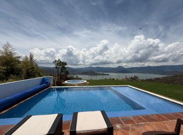 Casa de 6 habitaciones, Valle de Bravo · Casa en Venta en en Santuario, San Gaspar Valle de Bravo