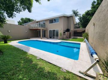 Casa de 3 habitaciones, Cuernavaca · Casa con 3 Recámaras en Venta y Renta en Vista Hermosa