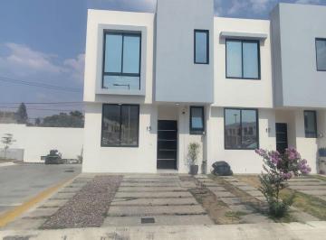 Casa · 80m² · 2 Recámaras · 2 Estacionamientos · Casa en Venta en La Floresta del Colli, Zapopan