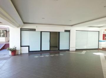 Local comercial · 40m² · Local de 40 m² Monraz Plaza Bonita