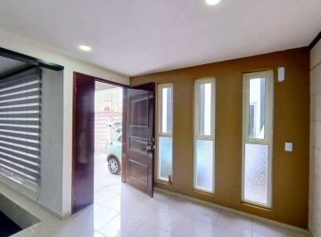 Casa de 2 habitaciones, Cuautitlán Izcalli · Casa de 3 Pisos con Excelentes Espacios