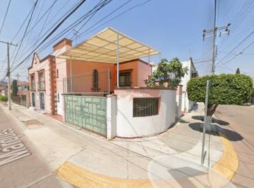 Casa de 4 habitaciones, Querétaro · (Fv) Casa en Venta Fracc. Quintas del Marques, Queretaro