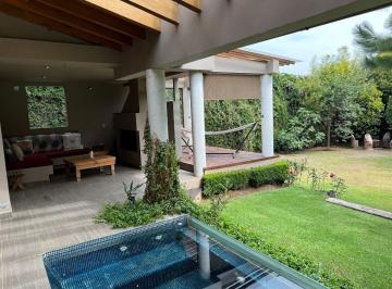 Casa de 3 habitaciones, Valle de Bravo · Casa en Venta en Avándaro Valle de Bravo
