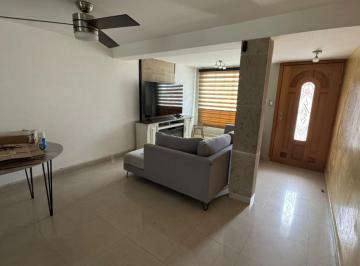 Casa · 205m² · 3 Recámaras · 2 Estacionamientos · Casa en Venta, Villas de La Hacienda, 3 Recámaras
