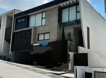 1 · Casa en Condominio Bonito en Bosque Real